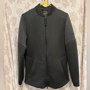 Under Armour Fitted Zip-up